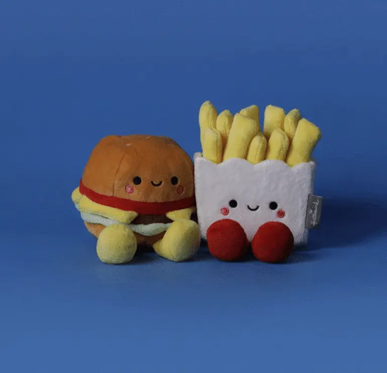 Hallmark Better Together Burger And Fries Magnetic Plush, 5" - Image 2