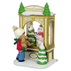 Hallmark Christmas Window 2023 Exclusive Ornament