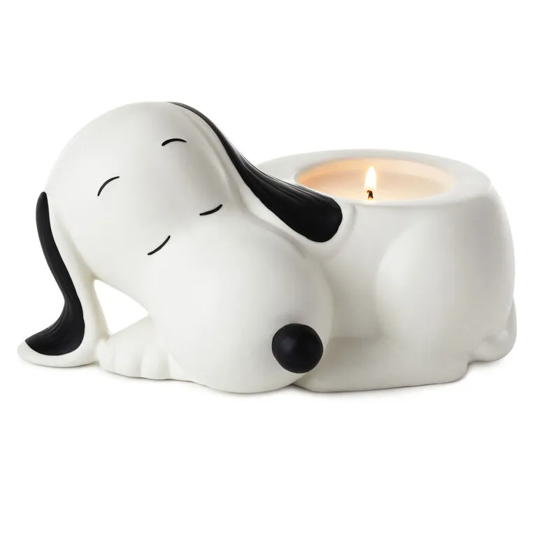 Hallmark PeanutsĀ® Lavender-Scented Ceramic Snoopy Candle - Image 2