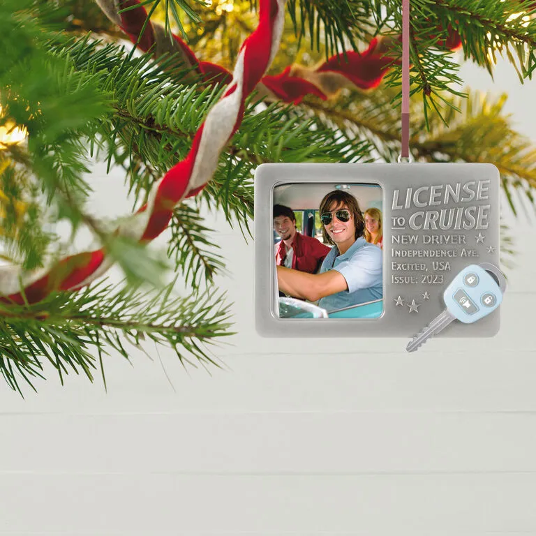 Hallmark License To Cruise 2023 Metal Photo Frame Ornament - Image 2
