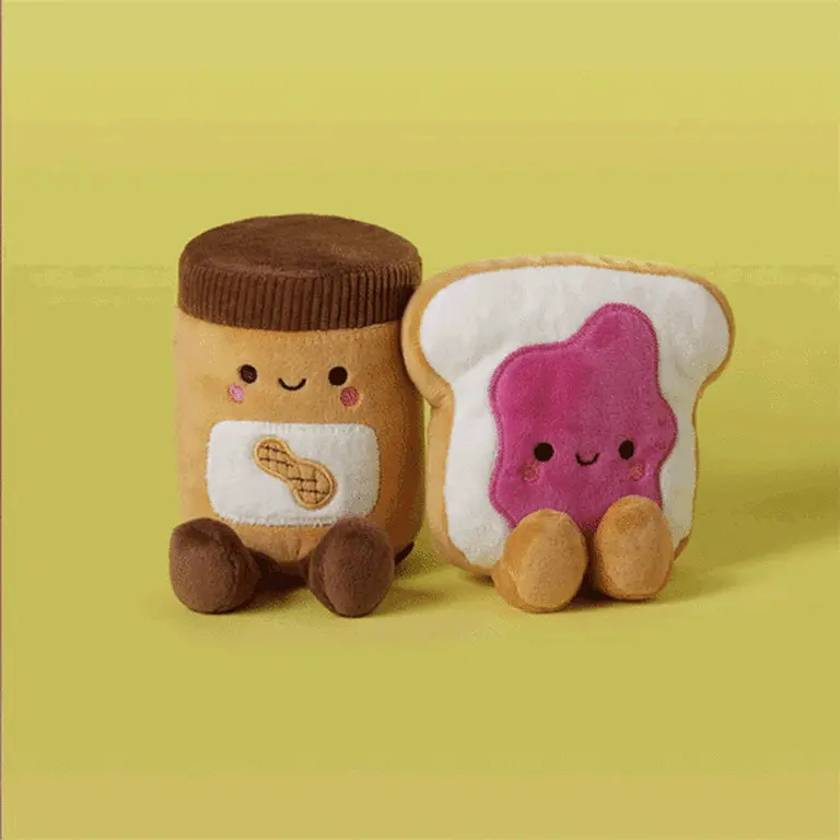 Hallmark Better Together Peanut Butter And Jelly Magnetic Plush, 5" - Image 2