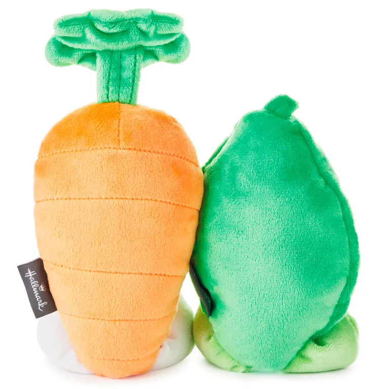 Hallmark Better Together Peas And Carrot Magnetic Plush, 4.5" - Image 3