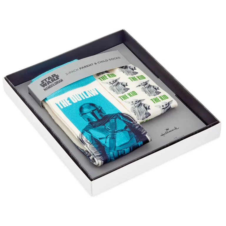 Hallmark Star Wars: The Mandalorian™ And Grogu™ Adult And Child Novelty Crew Socks, Set Of 2 - Image 2