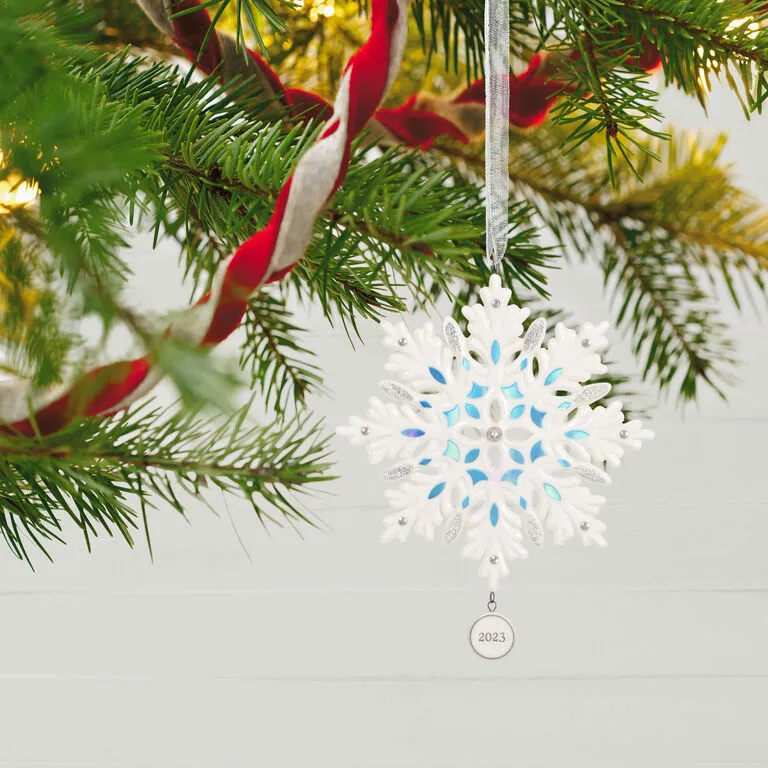 Hallmark Snowflake 2023 Porcelain Ornament - Image 2